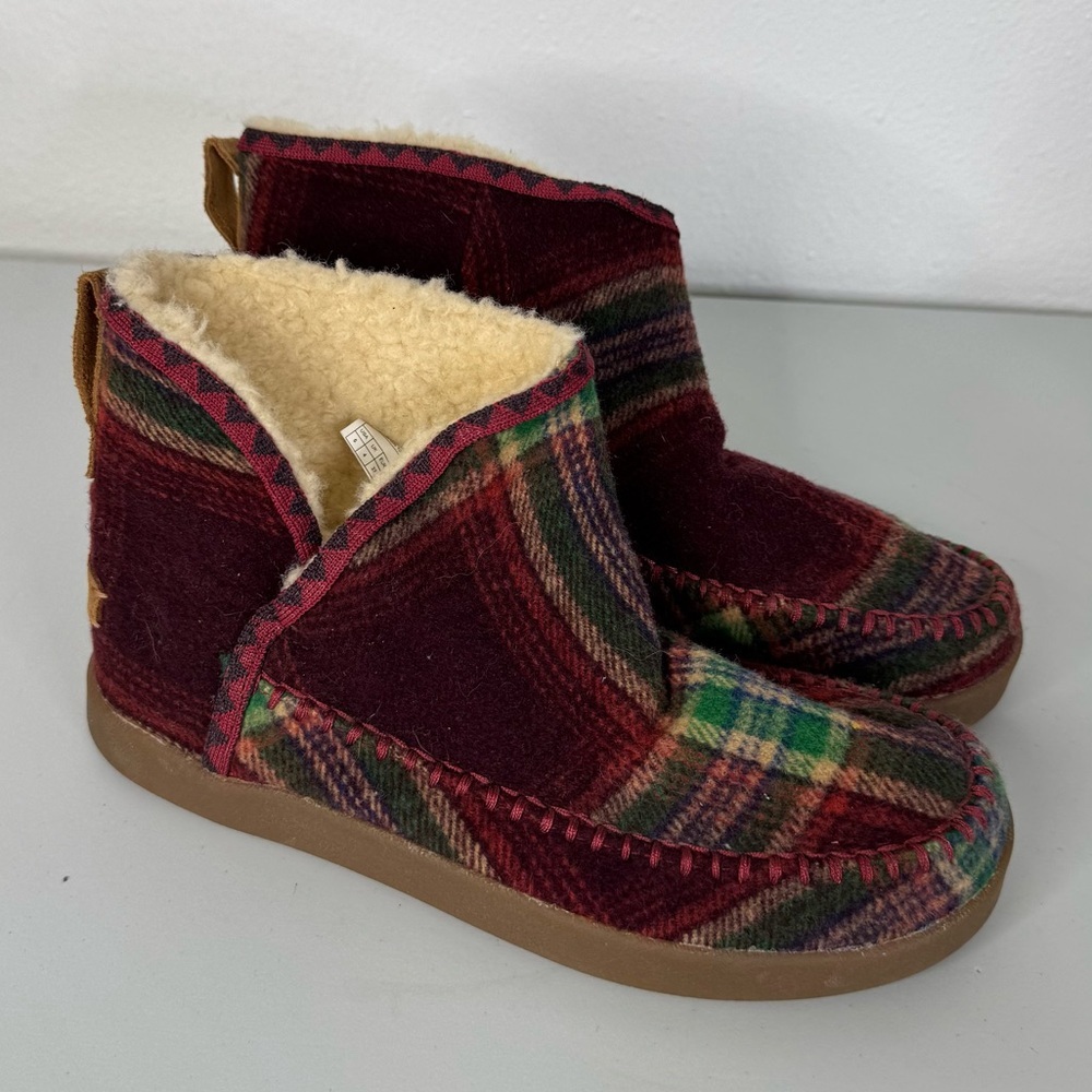 Sanuk Nice Bootah Womens Wool Blend Slip On Winter Boots Size 6